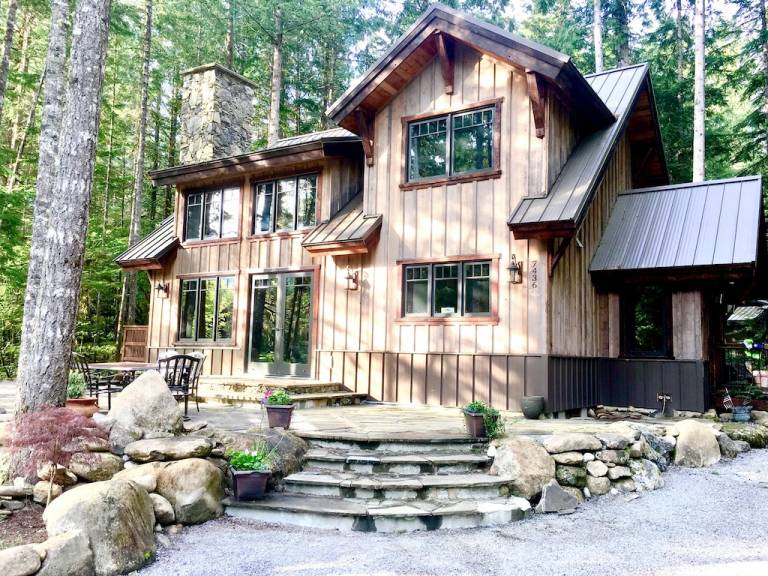 Lodge Deming