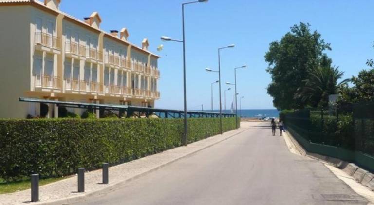 Vilamoura Seaside Serenity T3 AP - Pool, BBQ, 3min Walk to Beach — photo 3