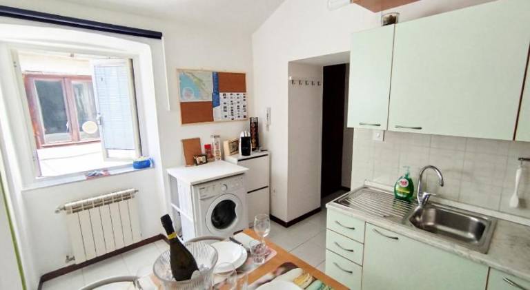 Rental apartment with 2 rooms for 4 persons — photo 4