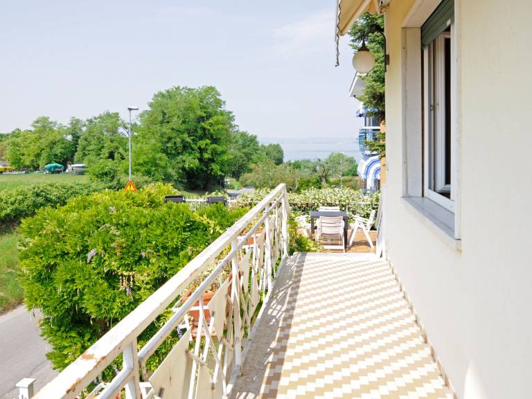 Rental apartment with BBQ & terrace — photo 2