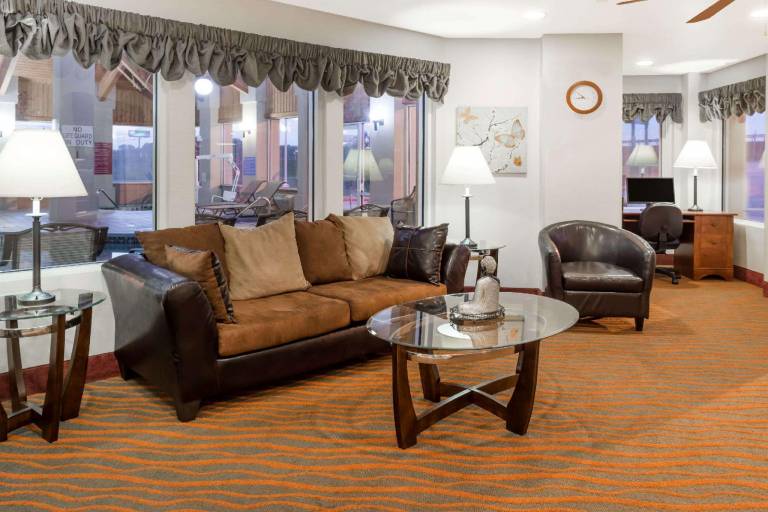 Baymont by Wyndham Rolla — photo 3