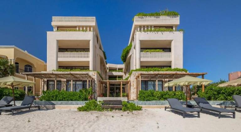 Beachfront 2BR Condo in Bahia Tankah, Tulum — photo 2