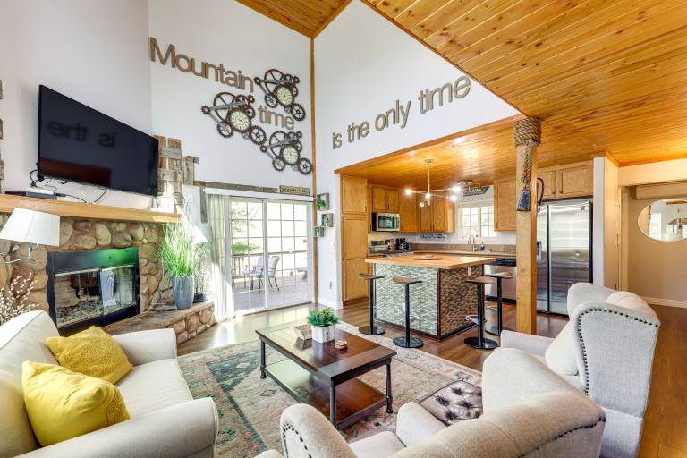House Crestline