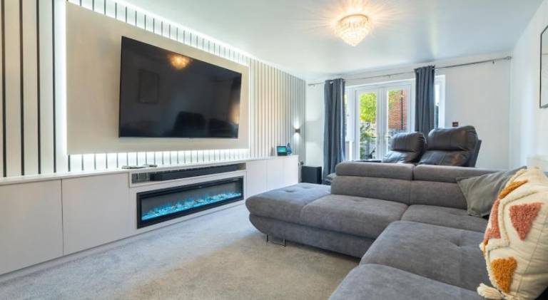 Spacious vacation home | Pets allowed — photo 2