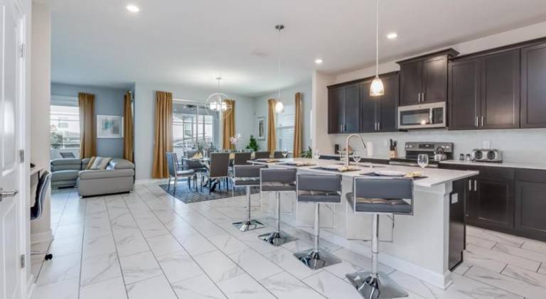Luxury Home inside Champions Gate - No Extra Fees — photo 3