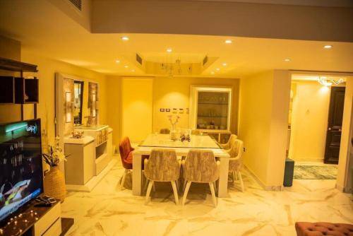 Apartment Heliopolis