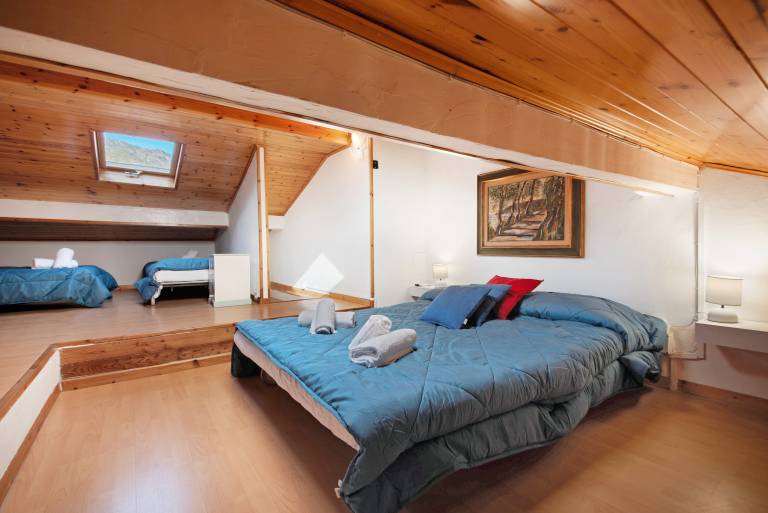 Dedicated room with fast internet | Dogs allowed — photo 3