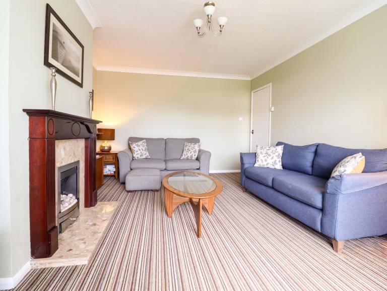 Cottage with garden | Beach view — photo 3