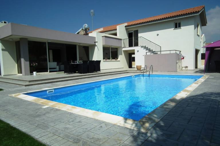 Villa Perivolia