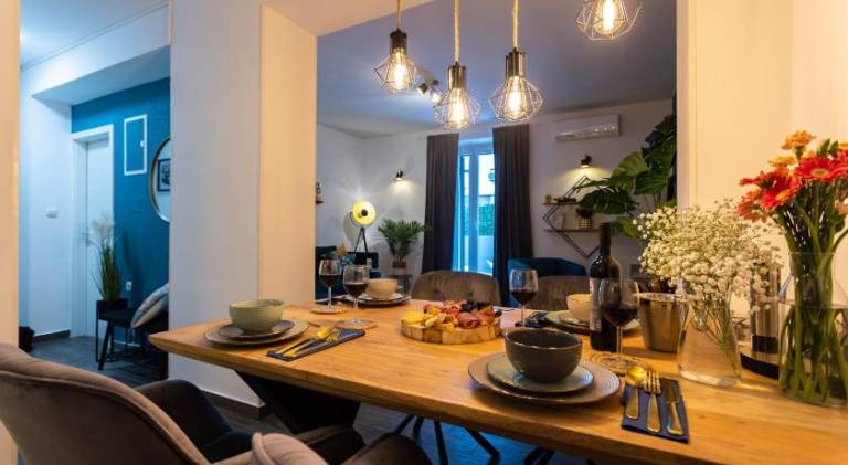 Wonderful rental apartment with hot tub | Close to Diocletian's Palace | Close to the beach | Pets allowed — photo 3