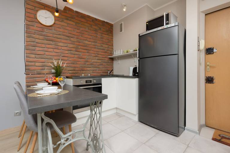 Studio with fast internet | Near Palace of Culture and Science — photo 4