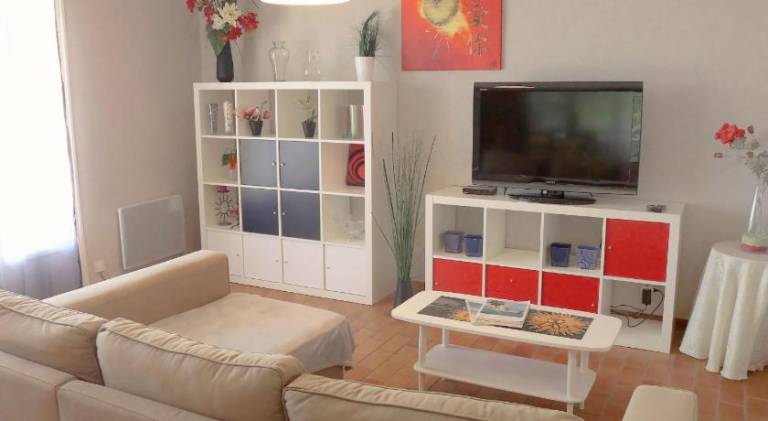 House with 3 rooms for 8 persons — photo 2