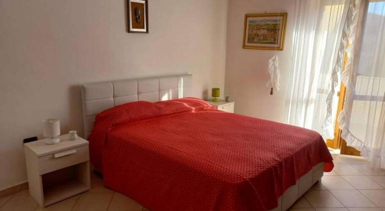 Rental apartment with 4 rooms for 6 persons in Alghero