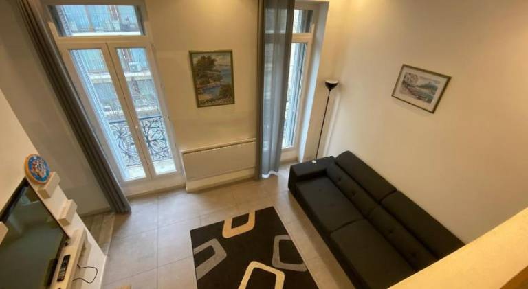 Apartment | Close to Porte d'Aix — photo 3