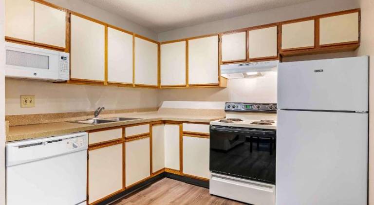 Extended Stay America Suites - Cincinnati - Blue Ash - Reed Hartman — photo 4