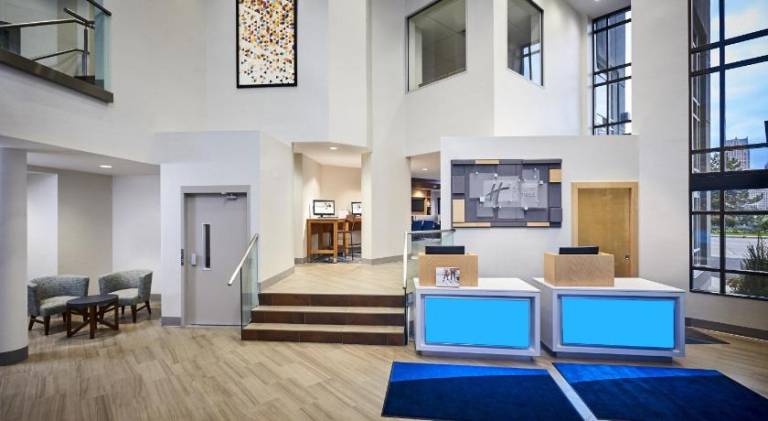 Holiday Inn Express Windsor Waterfront By IHG — photo 2