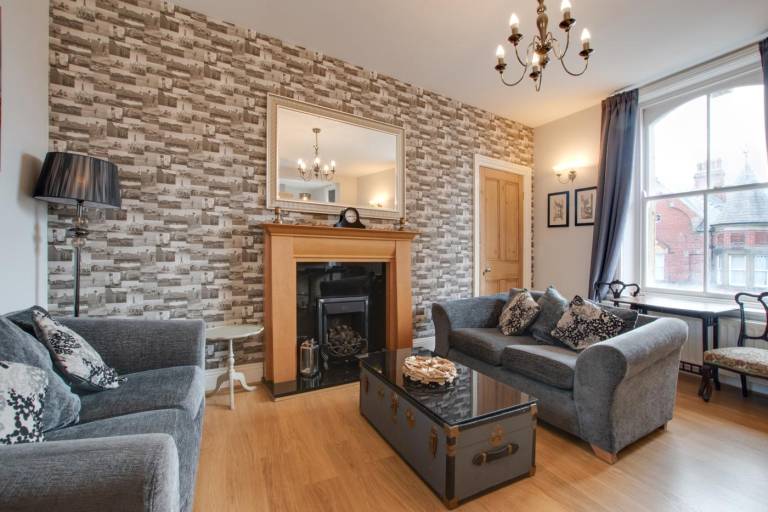 Apartment | Close to the beach | Dogs allowed in Whitby