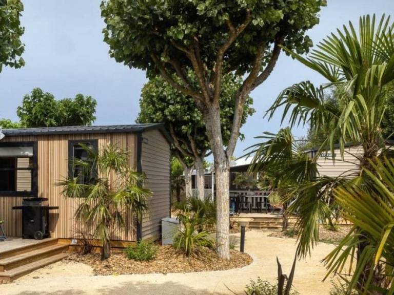 Children-friendly mobile home with terrace & heated pool | Next to the beach | Pet-friendly — photo 3