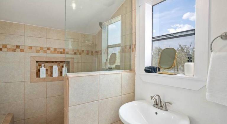 House with 2 rooms for 6 persons — photo 2