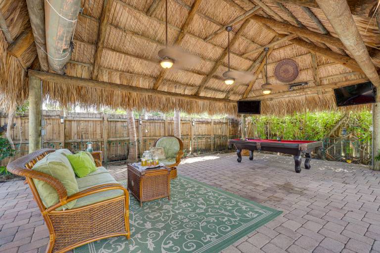 Fish, Swim & Relax Poolside! Deerfield Beach Oasis — photo 2