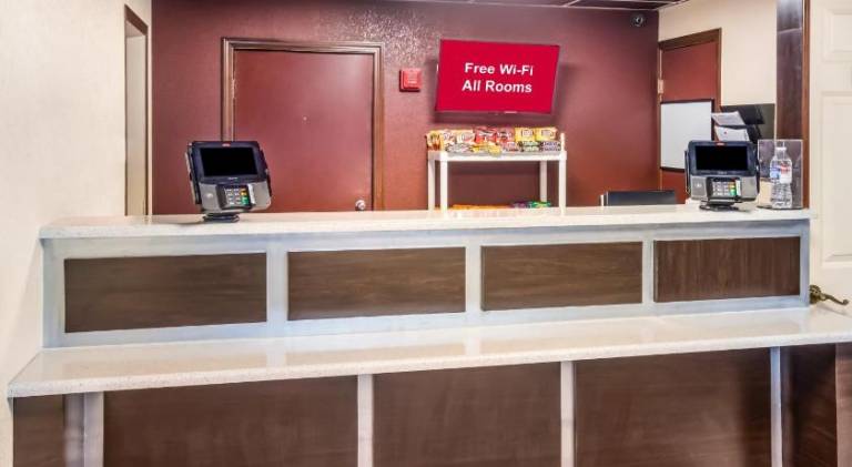 Red Roof Inn Chicago - Alsip — photo 5