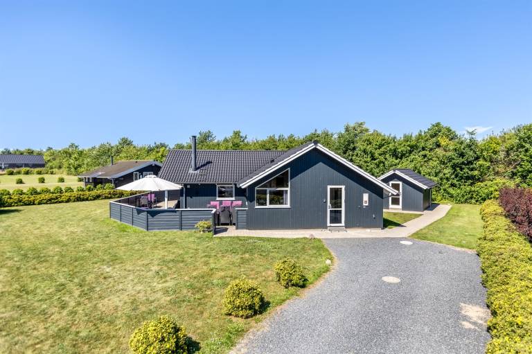 House with BBQ, sauna & garden — photo 2