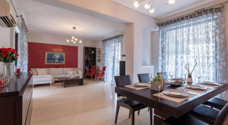 Holiday apartment with 3 rooms for 5 persons in Piraeus