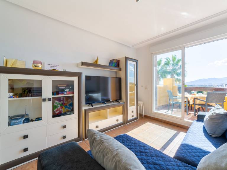 Rental apartment with pool, yard & terrace — photo 3