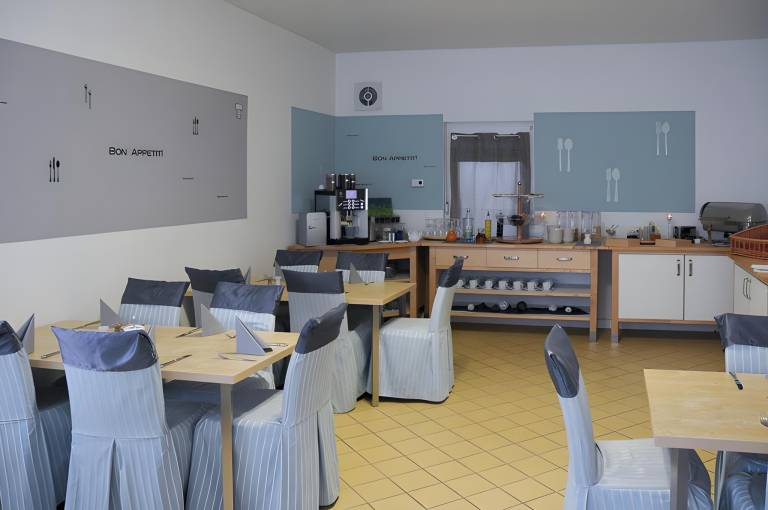 Village Stadthotel Marburg — photo 3