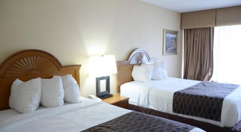 Rodeway Inn — photo 3