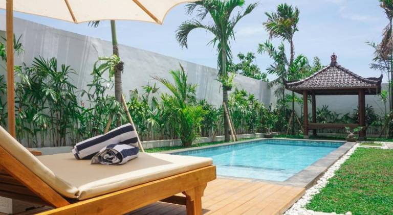 Villa with pool | Pets are welcome — photo 2