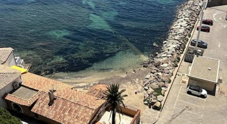 Fully equipped beautiful apartment with terrace | Next to the beach | Pet-friendly in Sainte-Maxime