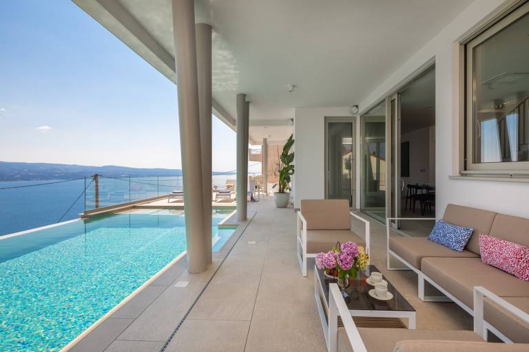 Villa with barbeque, private pool & hot tub | Sea view — photo 3