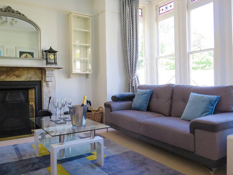 Broadpark Villa — photo 2