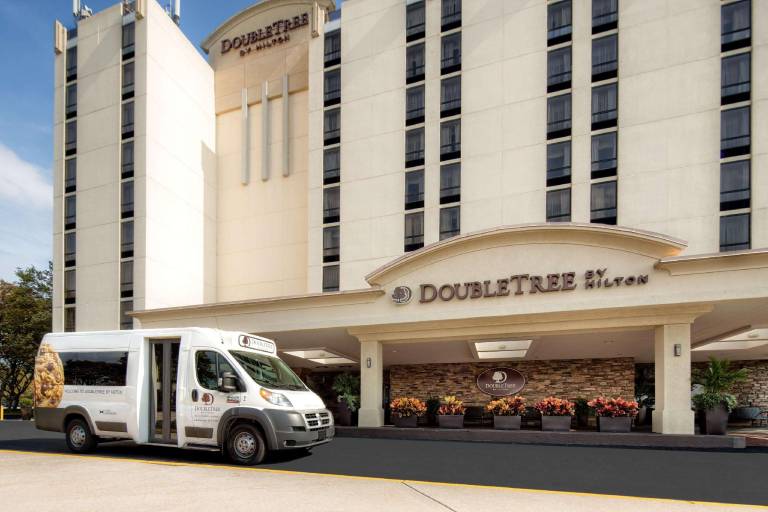 DoubleTree by Hilton Philadelphia Airport in Philadelphia, PA