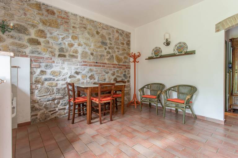 Farmhouse "Angela - Agriturismo La Valentina" with Garden & Wi-Fi — photo 5