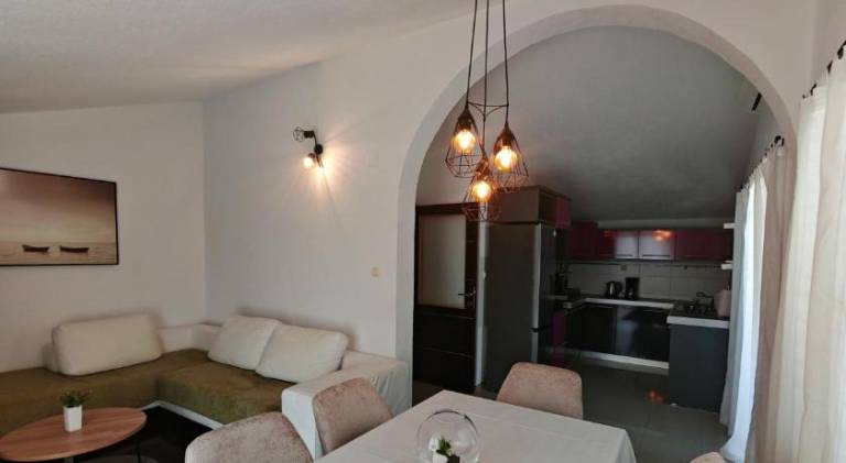 Lovely rental apartment with yard & terrace | Close to the beach | Pets are welcome — photo 5