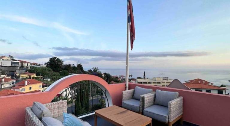 Fully equipped villa with garden, private pool & patio | Near Farmers Market | Good for workation | Pets are welcome — photo 4
