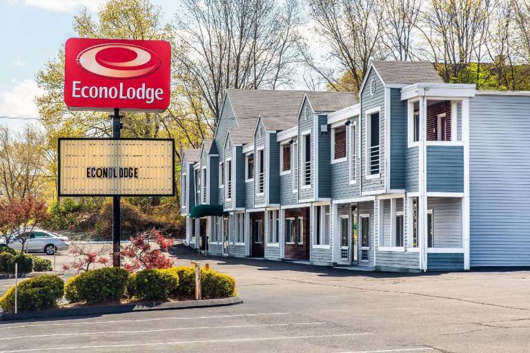Econo Lodge Cranston Providence