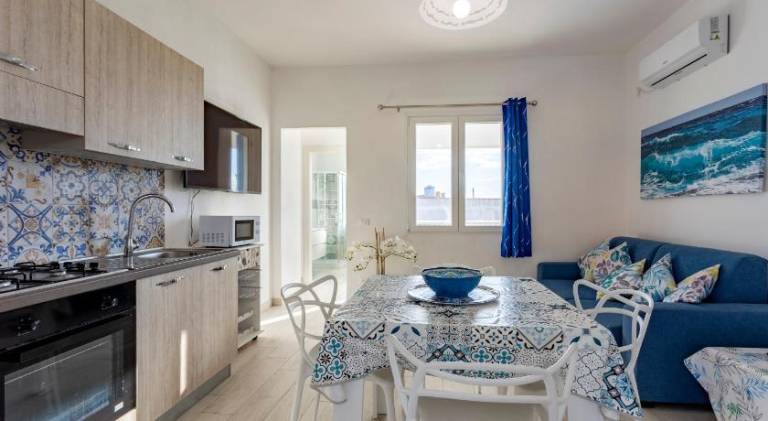 Nice holiday apartment with yard, patio & pool | Dogs allowed — photo 2
