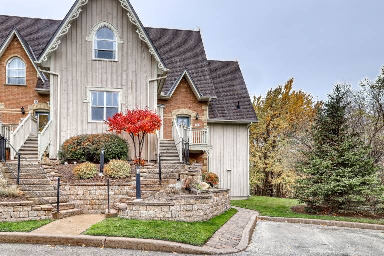House  Collingwood