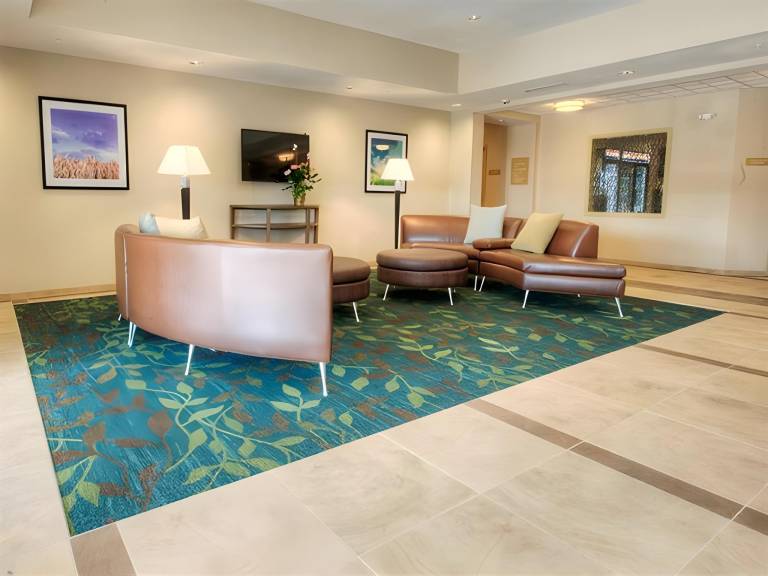 Candlewood Suites Sioux City - Southern Hills By IHG — photo 2