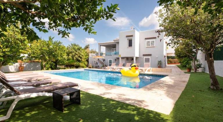 Pleasant villa with yard, private pool & grill | Dogs allowed in Sant Antoni de Portmany