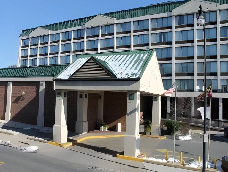 Ramada By Wyndham Cumberland Downtown in Cumberland, MD