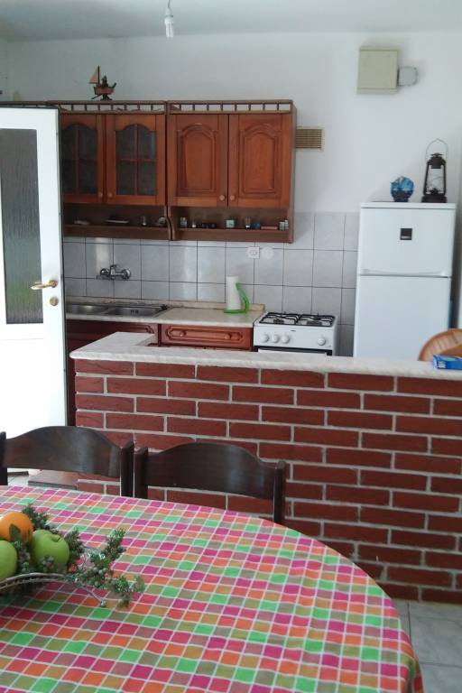 Two bedroom apartment near beach Cove Skozanje, Hvar (A-14899-a) — photo 4