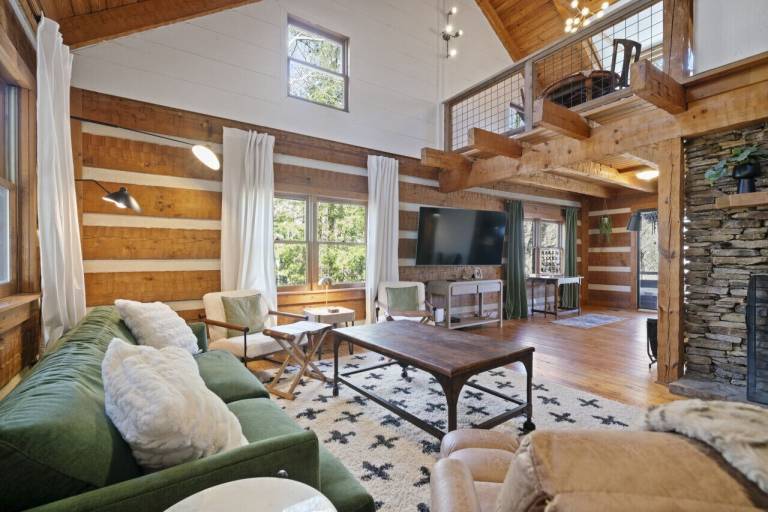 Cabin Big Canoe