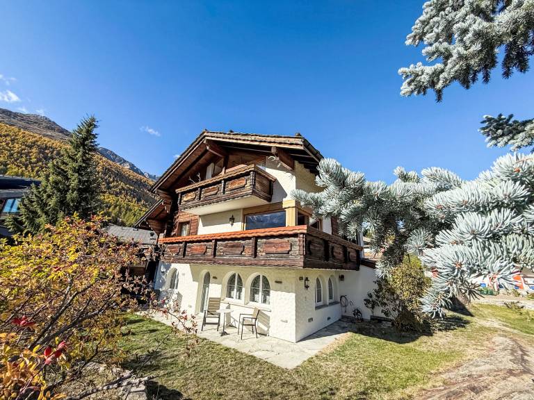 Ferienwohnung mit Hund in Saas-Fee f&uuml;r max. 6 Personen