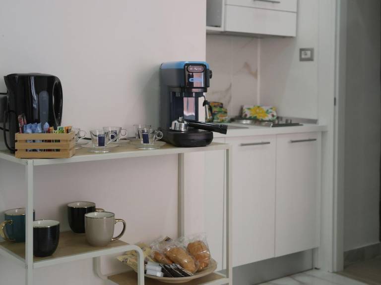 Beautiful house | Close to Piazza del Plebiscito | Perfect for remote work | Pets allowed — photo 5