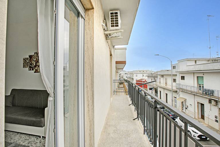 Apartment with 2 rooms for 5 persons — photo 3