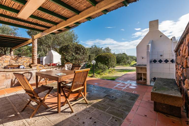 Villa with garden, terrace & barbecue | Mountain view — photo 2